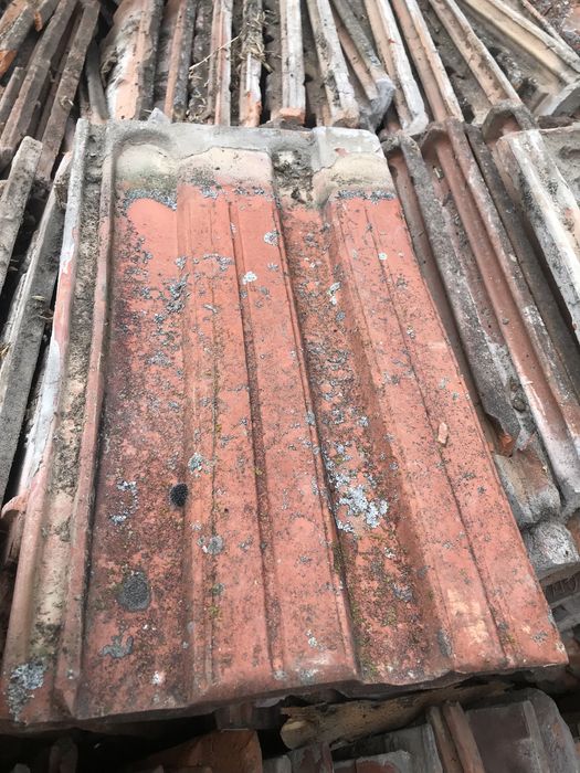 Tigla ceramica marca LEU