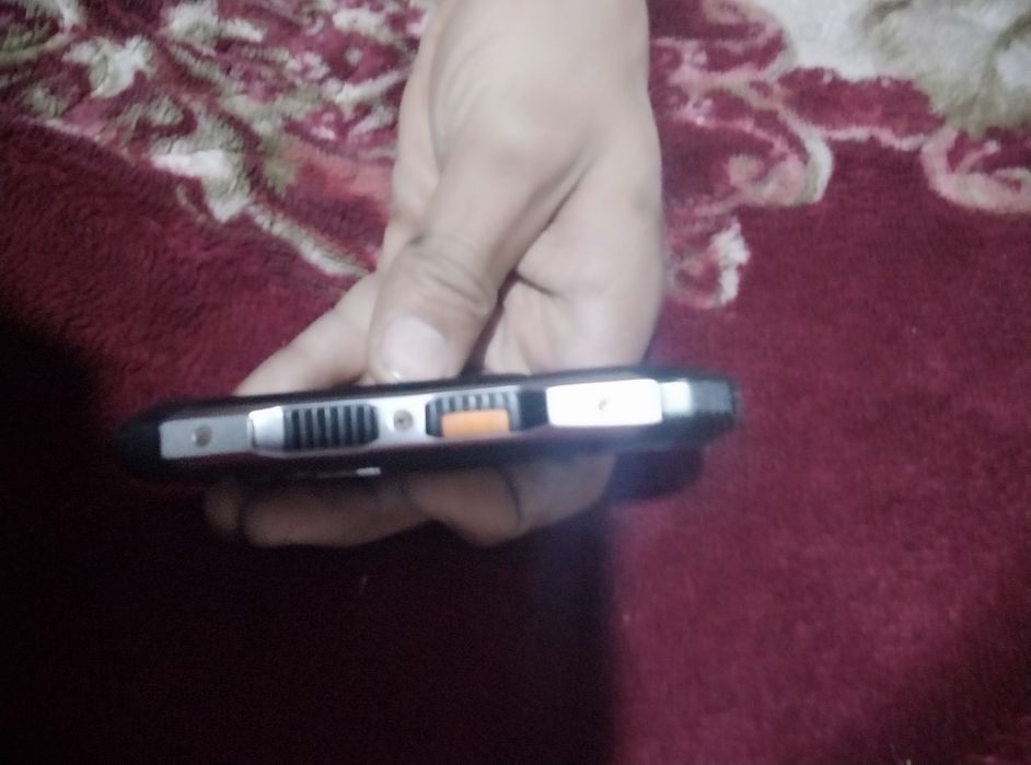 Tel Srochno sotiladi arzonga aybi yoq Javob