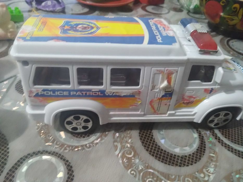 Игрушки для мальчика