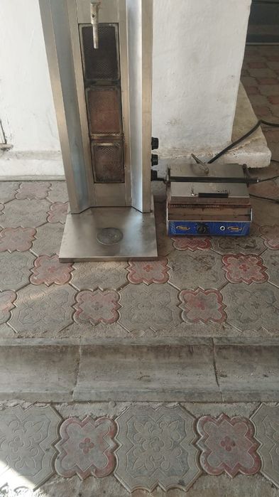 Донерный газовый аппарат  +тостер