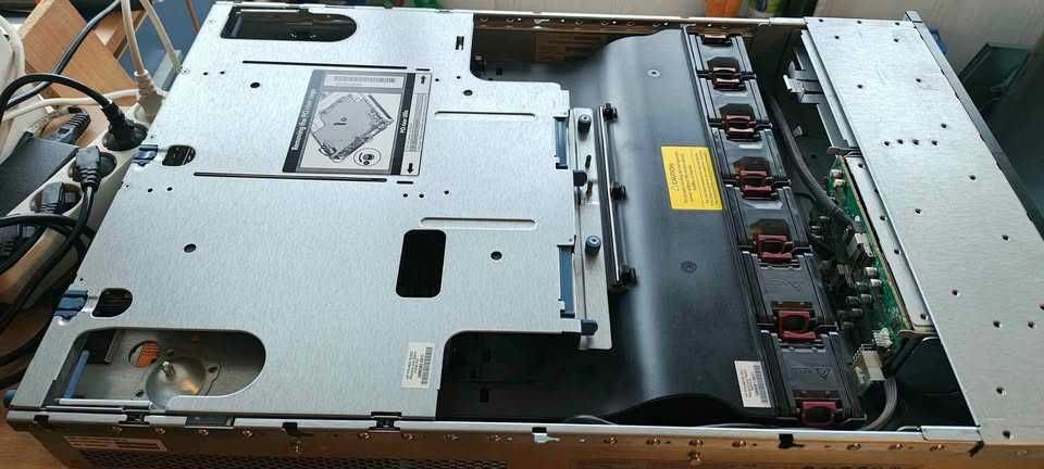 Продавам сървър HP ProLiant GL380 G6