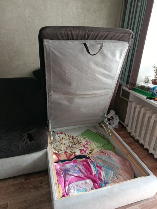 Продаю Диван Пума