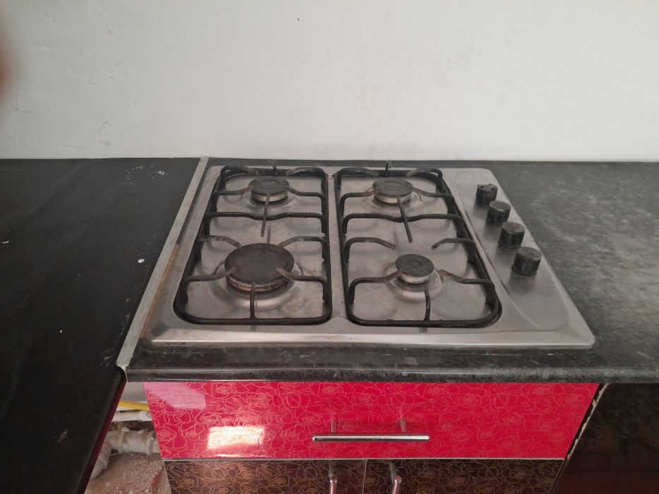 Продам срочно Кухный гарнитура