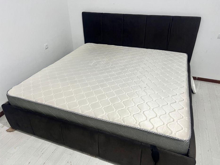 продается кровать