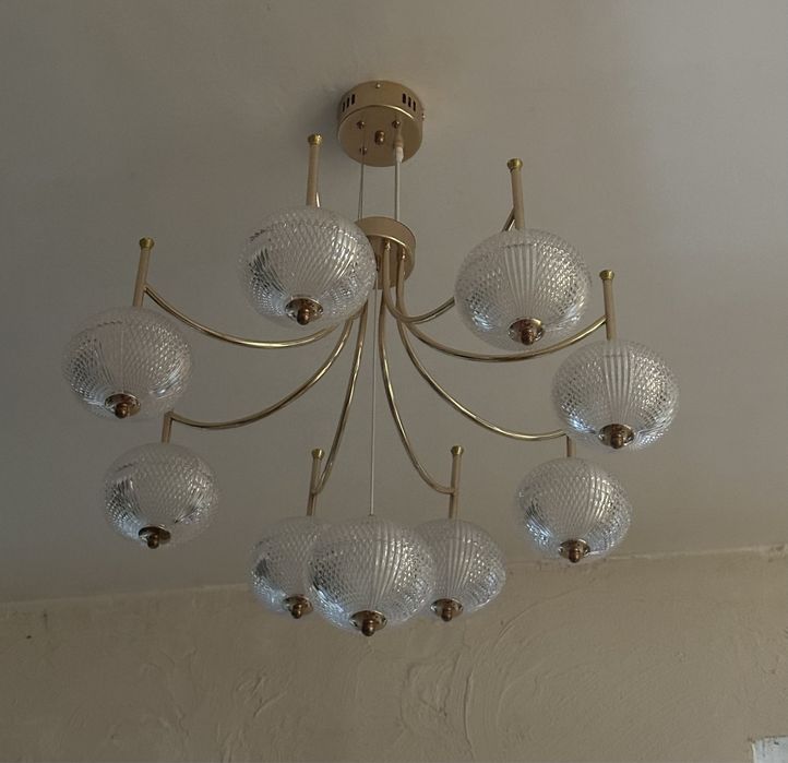 Люстры в отличном состоянии !