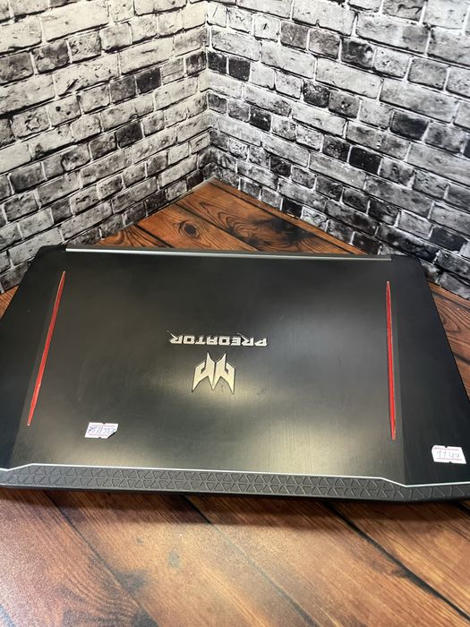 Ноутбук  Predator Core I8-7
