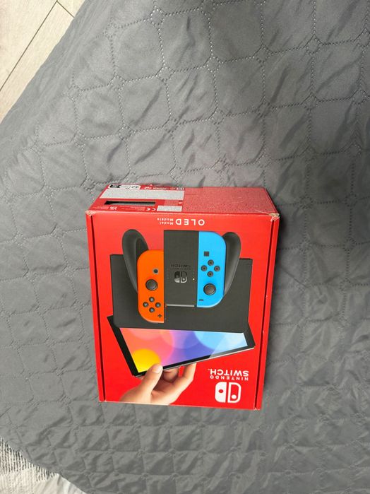 Nintendo switch red and blue