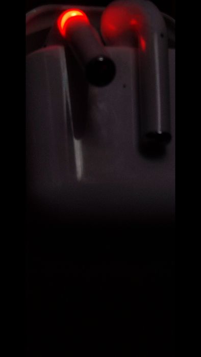 Наушники airbods