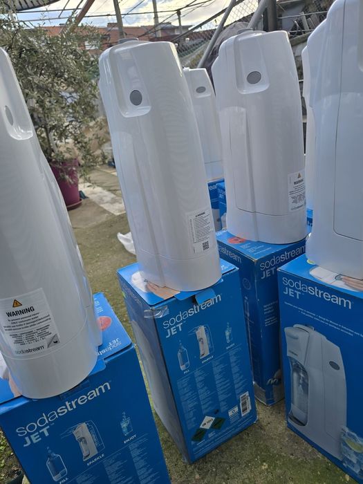 Машина за газирана вода "sodastream'