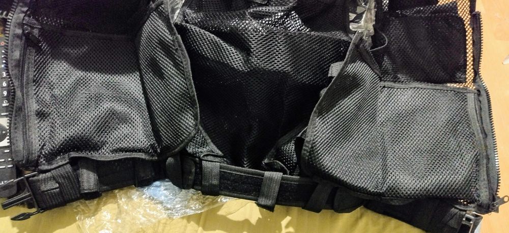 РАЗПРОДАЖБА: НЕМСКА ВИСОКОКАЧЕСТВЕНА модулна тактическа полицейска ж