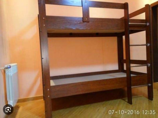 Кровать двухъярусный