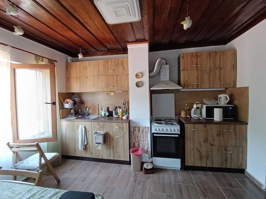 Триетажна къща в Еленския балкан