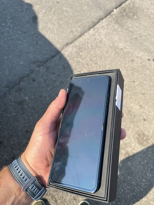 Motorola Razr 60 ultra 512gb 16 gb ram impecabil display nou rama noua