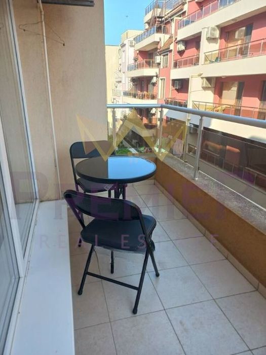 Продава се Ателие в Поморие - 47 кв.м за 869 €/кв.м - Снимка #4