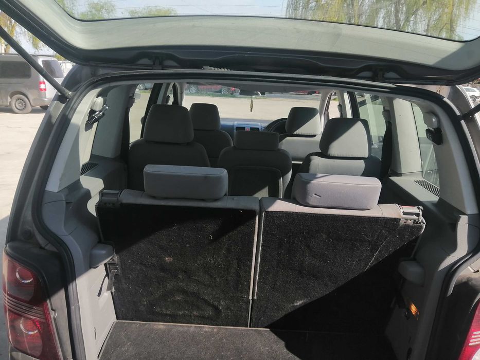 dezmembram volkswagen touran