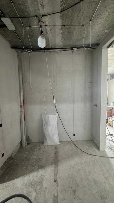 Продам 4-х комн квартиру