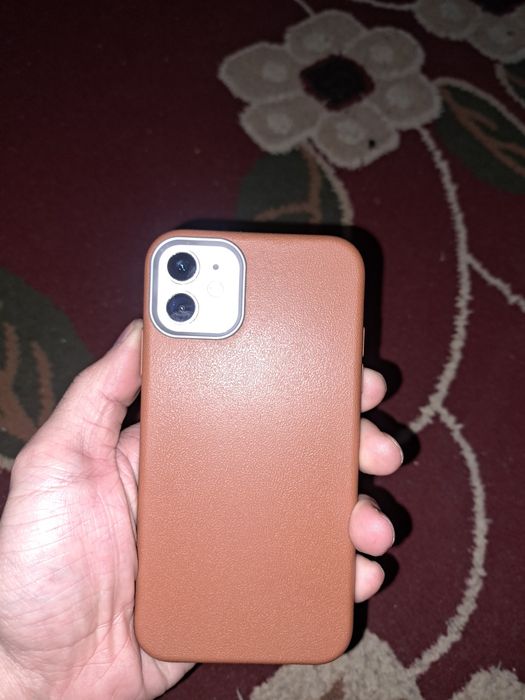 Iphone 11 sotiladi yaxshi sastayana