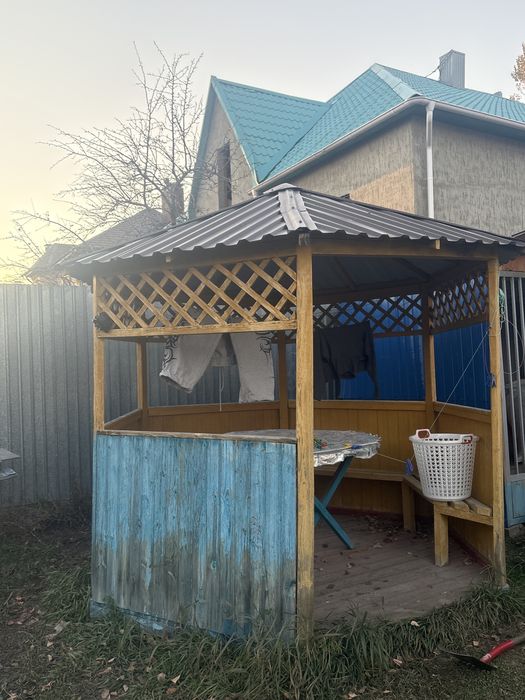 Беседка из дерева