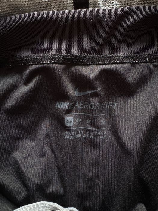 Дамски спортни къси гащи Nike