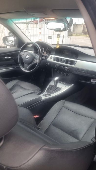 BMW Seria 3 320d – 2010 – Automat – 177 CP