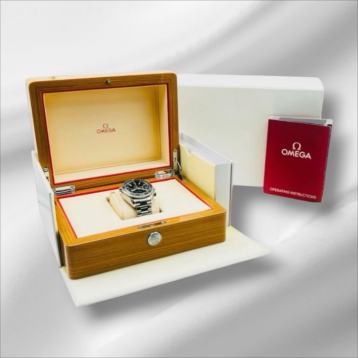 Omega Seamaster Planet Ocean 600M Co-Axial Chronograph 45.5mm мъжки часовник