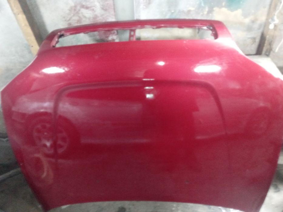 Продам капот Toyota Rav4