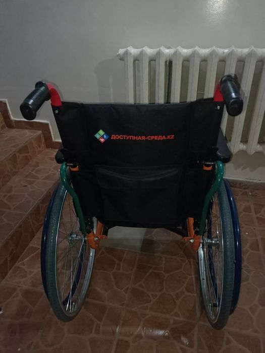 Прдам новую инвалидную коляску