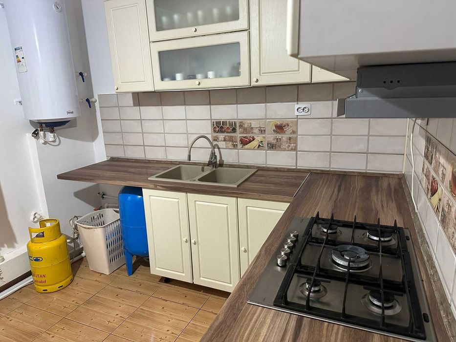 Vand casa (de vacanta) in apropiere de localitatea Sighisoara