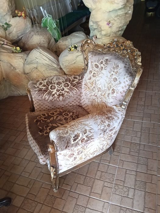 Продавам винтидж гарнитура