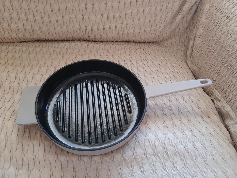 Tigaie grill, Masterpro, fonta, stare foarte buna