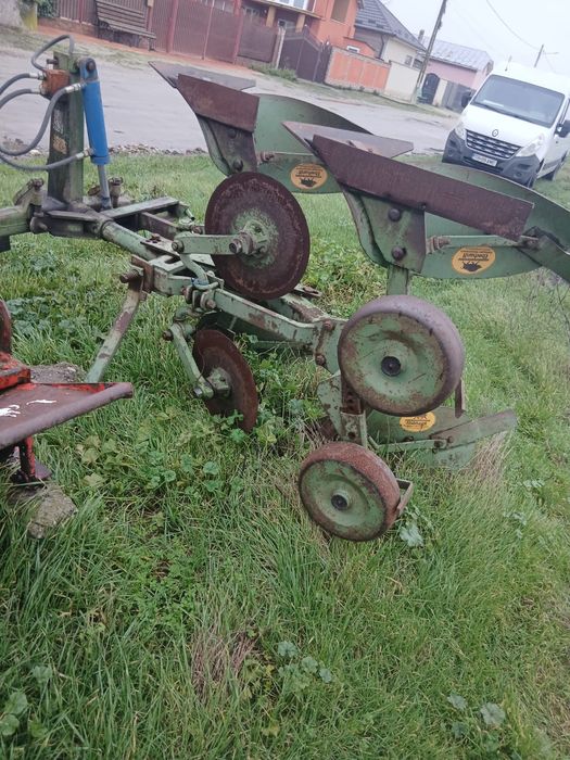 Plug Eberhardt cu doua brazde