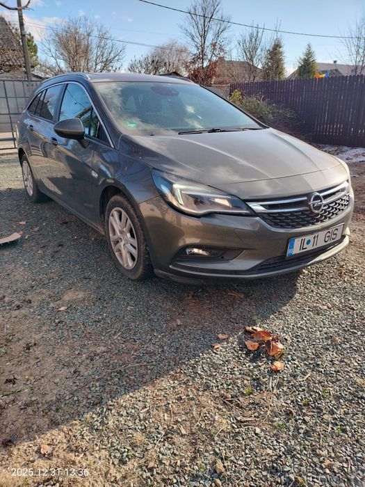 De vânzare astra sport