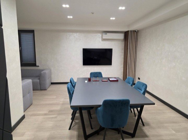 Офисное Здание возле Американского посольства 830 м²