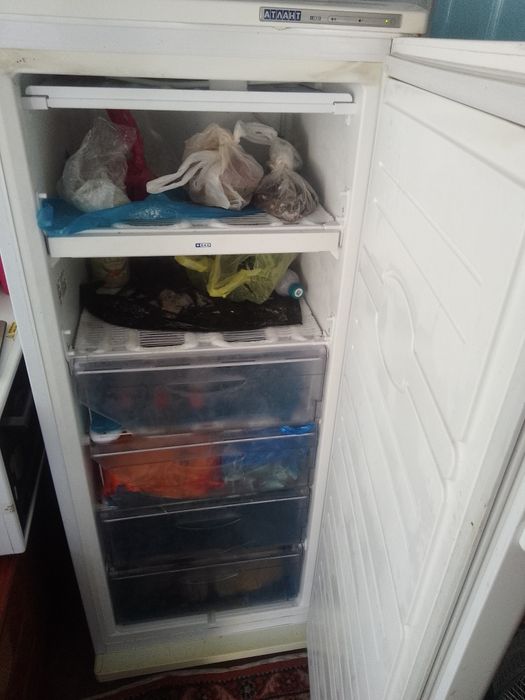 Продам морозилку