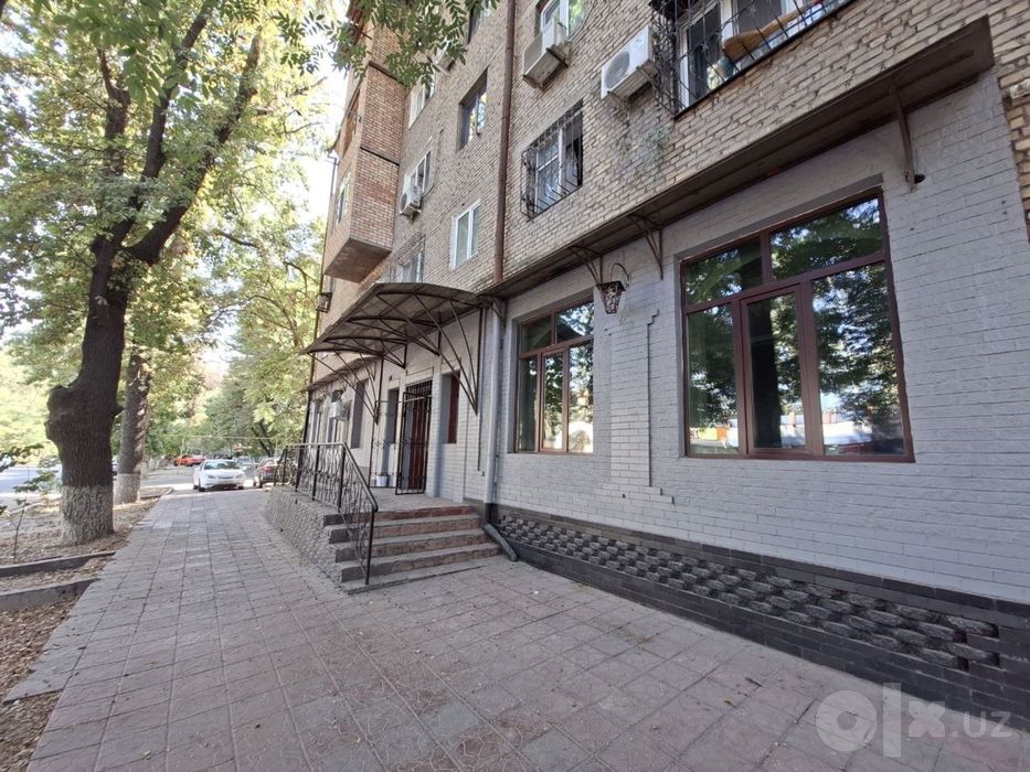 Аренда под Офис Старт Стадион 160м2 2200$