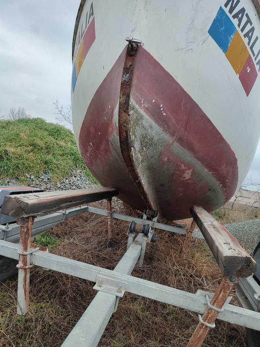 Barca inalta - pentru mare sau dunare