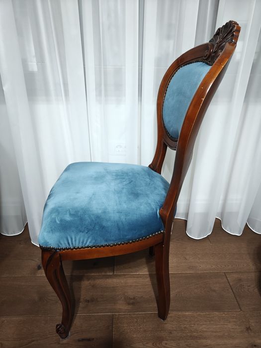 Scaune lemn tapitate