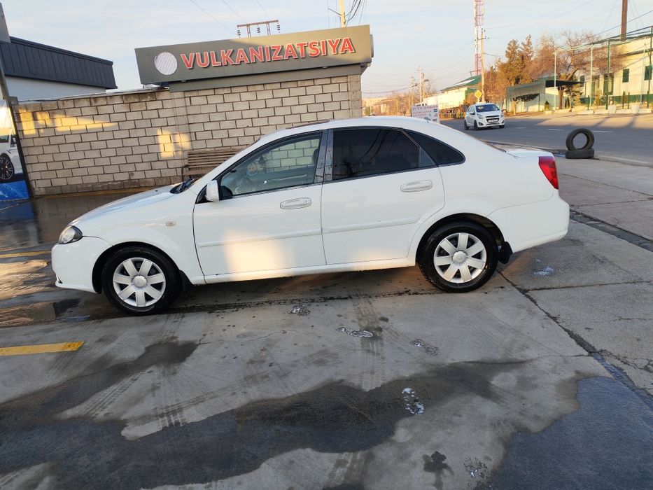 Gentra sotiladi avtomat