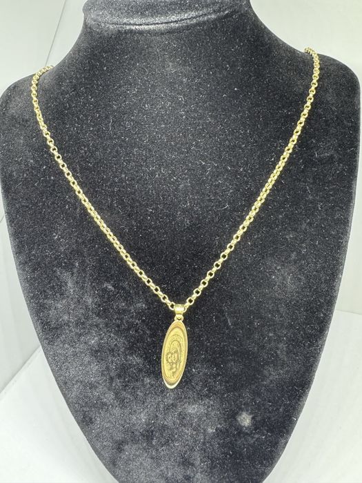 златен дамски синджир с висулка богородичка 5.42гр 14к 585