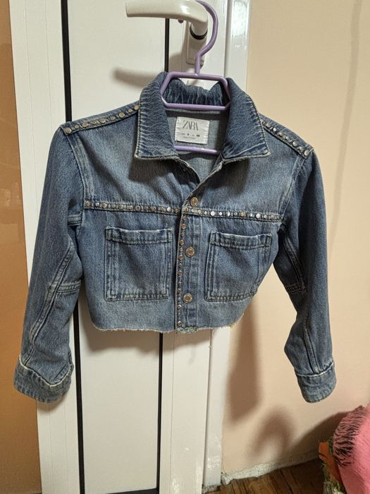 Продавам дънково яке Zara за 8 г 128cm