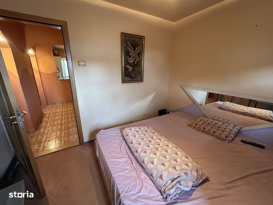 Inchiriez apart.3 cam.decom.et.2/4,modern,zona Vlaicu-Mall
