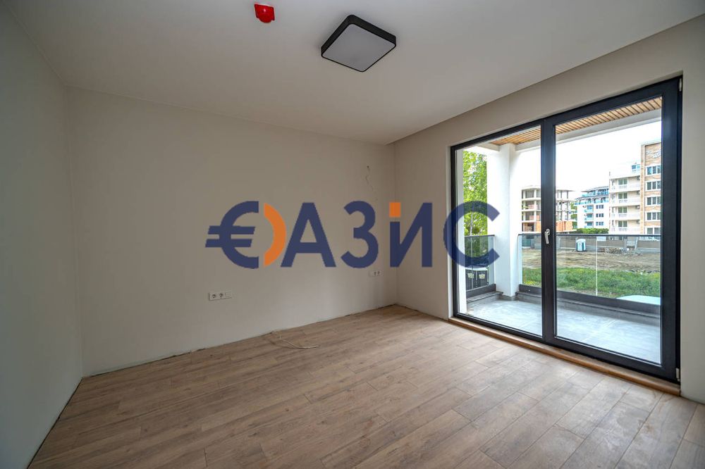 Продава се Двустаен апартамент в к.к. Слънчев бряг - 71 кв.м за 970 €/кв.м - Снимка #1