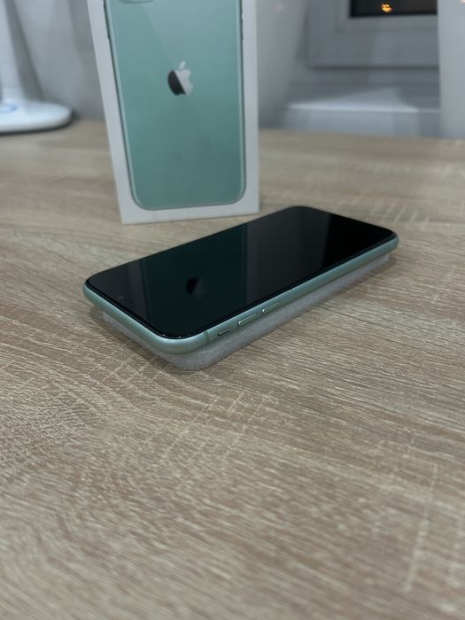   iPhone 11 128GB 