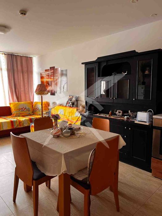 Продава се Двустаен апартамент в к.к. Слънчев бряг - 68 кв.м за 675 €/кв.м - Снимка #2