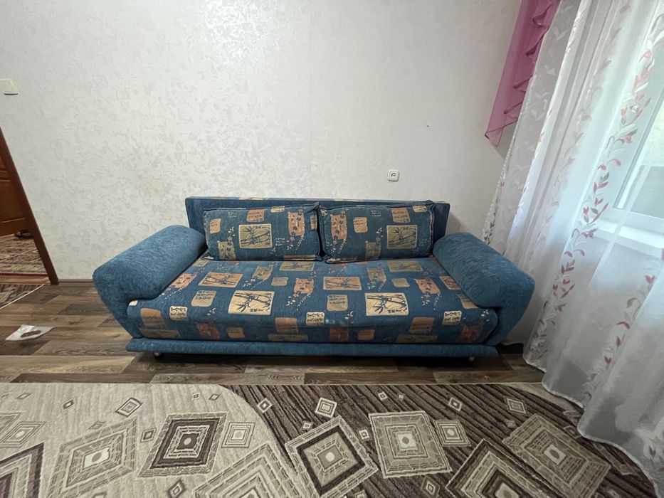 Диван для гостиной