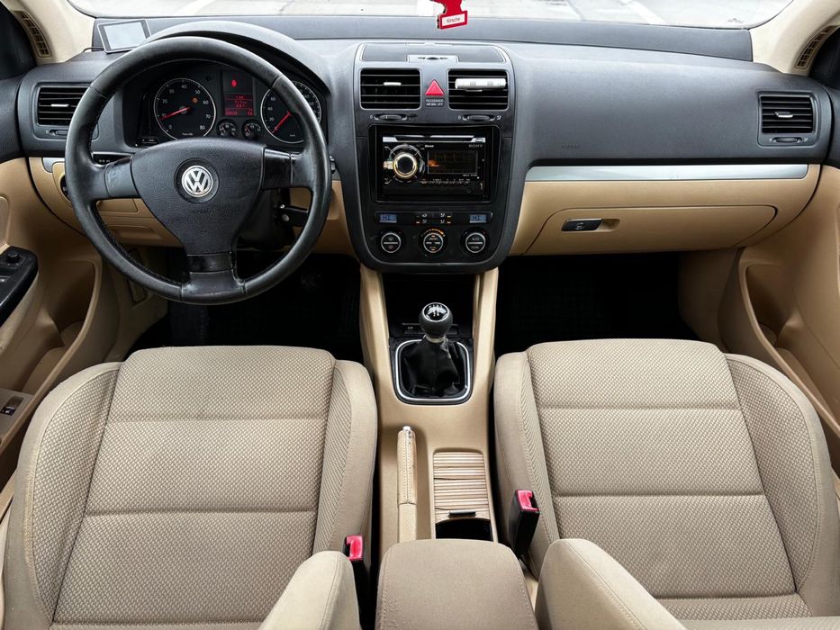 Volkswagen Golf 5 1.4 Benzina