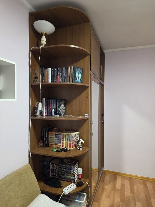 Отдам шкаф, самовывоз