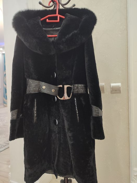 Норка шүбә 54-56 размер ,  Мутон шүбә 44 размер