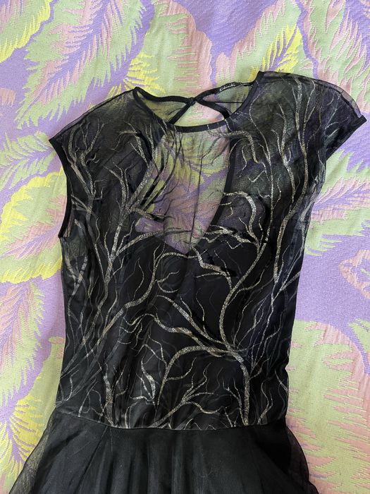 Красивое нарядное платье