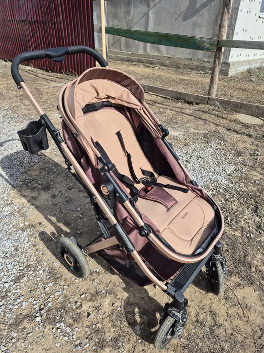 Зимний комбинезон и коляска